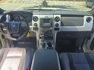 Ford F-150 2013 4x4 SVT Raptor 4dr SuperCrew Styleside 5.5 ft. SB