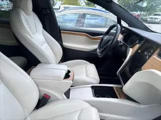 Tesla Model X 2020 AWD Long Range 4dr SUV