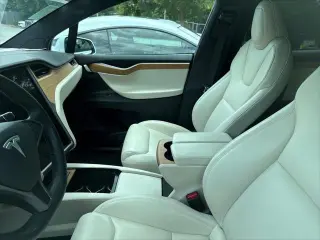 Tesla Model X 2020 AWD Long Range 4dr SUV