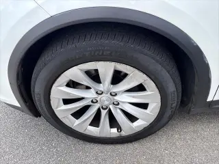 Tesla Model X 2020 AWD Long Range 4dr SUV