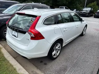 Volvo V60 2015 T5 Drive-E Premier Plus 4dr Wagon