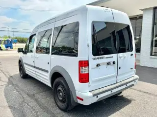 Ford Transit Connect 2011 XLT Premium 4dr Mini-Van