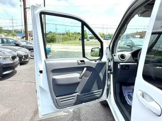 Ford Transit Connect 2011 XLT Premium 4dr Mini-Van