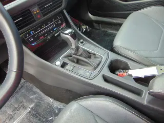 Volkswagen Jetta 2025 SEL 4dr Sedan