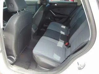 Volkswagen Jetta 2025 SEL 4dr Sedan
