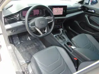 Volkswagen Jetta 2025 SEL 4dr Sedan