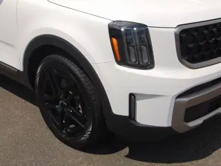 Kia Telluride 2023 AWD EX X-Line 4dr SUV