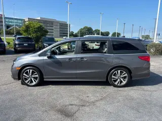 Honda Odyssey 2024 Touring 4dr Mini-Van