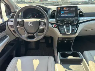 Honda Odyssey 2024 Touring 4dr Mini-Van