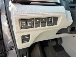 Honda Odyssey 2024 Touring 4dr Mini-Van