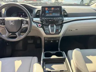 Honda Odyssey 2024 Touring 4dr Mini-Van