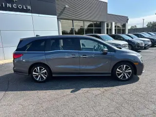 Honda Odyssey 2024 Touring 4dr Mini-Van
