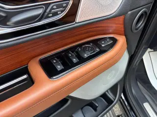 Lincoln Navigator L 2019 4x4 Reserve 4dr SUV