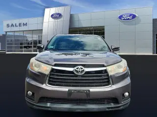 Toyota Highlander 2015 AWD LE Plus 4dr SUV