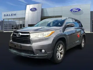 Toyota Highlander 2015 AWD LE Plus 4dr SUV