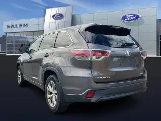 Toyota Highlander 2015 AWD LE Plus 4dr SUV