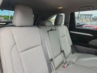 Toyota Highlander 2015 AWD LE Plus 4dr SUV