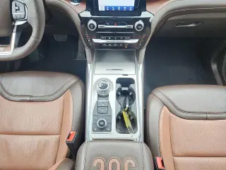 Ford Explorer 2024 AWD King Ranch 4 puertas SUV