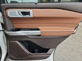 Ford Explorer 2024 AWD King Ranch 4 puertas SUV