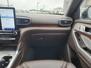 Ford Explorer 2024 AWD King Ranch 4 puertas SUV