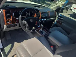 Toyota Sequoia 2008 4x4 Limited 4dr SUV
