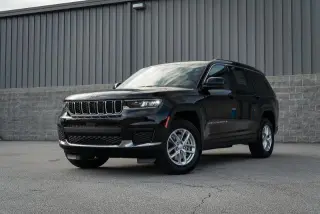 Jeep Grand Cherokee L 2025 4x2 Laredo 4 puertas SUV