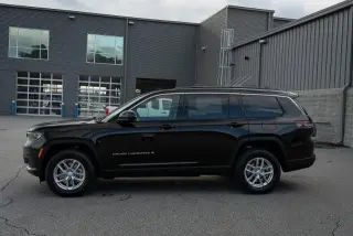 Jeep Grand Cherokee L 2025 4x2 Laredo 4 puertas SUV