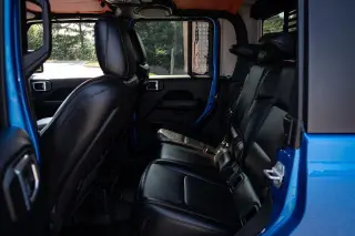 Jeep Gladiator 2023 4x4 Mojave 4 puertas Cabina Crew 5.0 pies SB