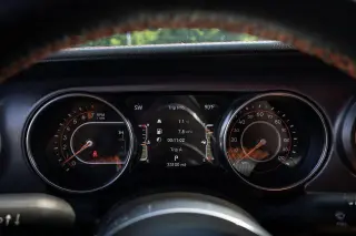 Jeep Gladiator 2023 4x4 Mojave 4 puertas Cabina Crew 5.0 pies SB