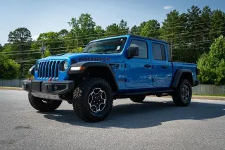 Jeep Gladiator 2023 4x4 Mojave 4 puertas Cabina Crew 5.0 pies SB