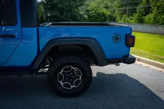 Jeep Gladiator 2023 4x4 Mojave 4 puertas Cabina Crew 5.0 pies SB
