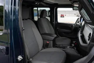 Jeep Gladiator 2025 4x4 Sport 4 puertas Cabina Crew 5.0 pies SB