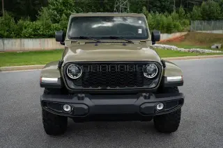 Jeep Gladiator 2025 4x4 Sport 4 puertas Crew Cab 5.0 pies SB