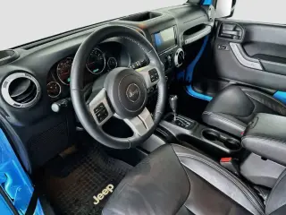 Jeep Wrangler Unlimited 2017 4x4 Sahara 4 puertas SUV