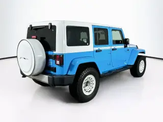 Jeep Wrangler Unlimited 2017 4x4 Sahara 4 puertas SUV
