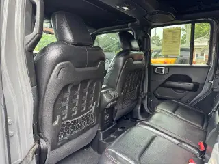 Jeep Wrangler Unlimited 2018 4x4 Rubicon 4 puertas SUV (lanzamiento a mitad de año)