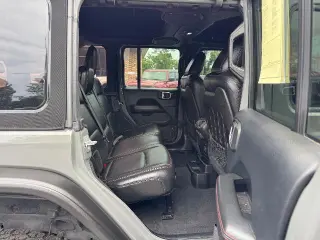 Jeep Wrangler Unlimited 2018 4x4 Rubicon 4 puertas SUV (lanzamiento a mitad de año)