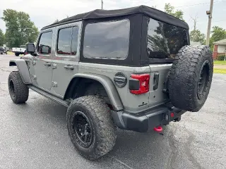 Jeep Wrangler Unlimited 2018 4x4 Rubicon 4 puertas SUV (lanzamiento a mitad de año)