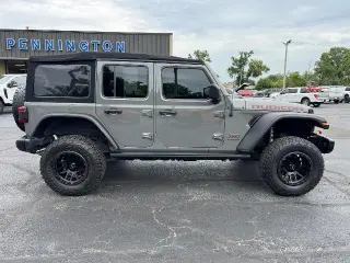 Jeep Wrangler Unlimited 2018 4x4 Rubicon 4 puertas SUV (lanzamiento a mitad de año)