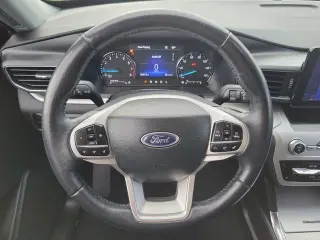 Ford Explorer 2023 XLT 4dr SUV