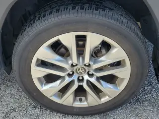 Toyota RAV4 2024 Limited 4dr SUV
