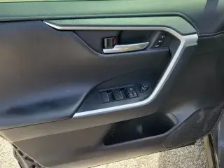 Toyota RAV4 2024 Limited 4dr SUV