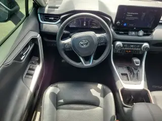 Toyota RAV4 2024 Limited 4dr SUV