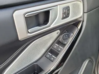 Ford Explorer 2024 AWD ST 4 puertas SUV
