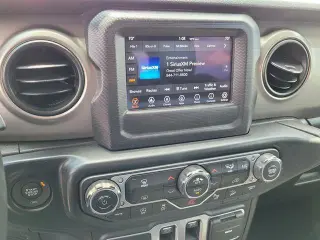 Jeep Wrangler 2018 4x4 Sport 2 puertas SUV (lanzamiento a mitad de año)