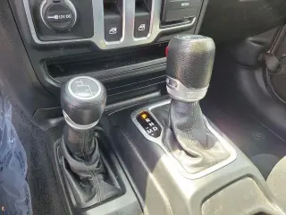 Jeep Wrangler 2018 4x4 Sport 2 puertas SUV (lanzamiento a mitad de año)