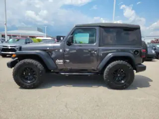Jeep Wrangler 2018 4x4 Sport 2 puertas SUV (lanzamiento a mitad de año)
