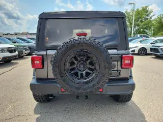 Jeep Wrangler 2018 4x4 Sport 2 puertas SUV (lanzamiento a mitad de año)