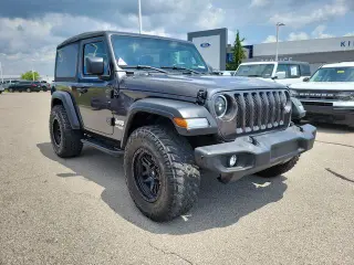 Jeep Wrangler 2018 4x4 Sport 2 puertas SUV (lanzamiento a mitad de año)