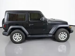 Jeep Wrangler 2023 4x4 Sport 2 puertas SUV